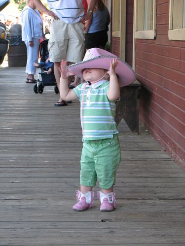 Cowboy Hat with Legs in Winthrop