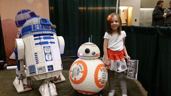 Lego R2-D2 and BB-8